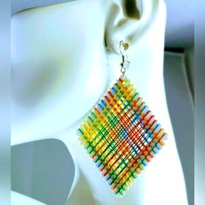 wood thread hook dangle earrings